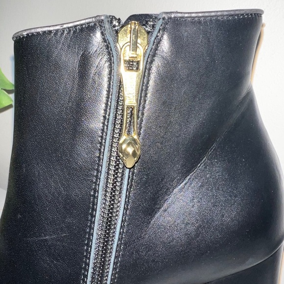 Ankle boots. - Picture 4 of 6